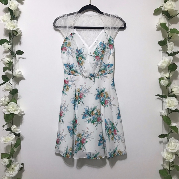 white floral dress uk